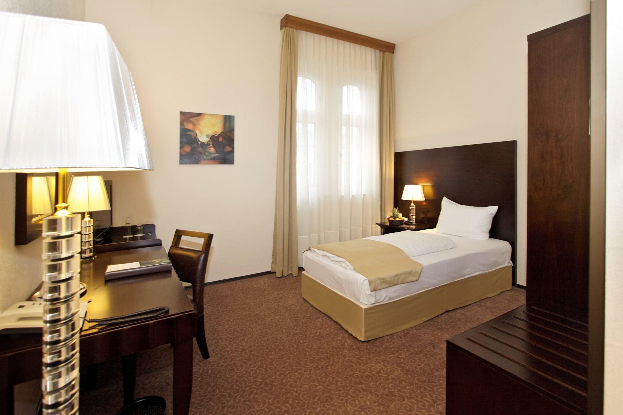 Grand Palace Hotel Ανόβερο Εξωτερικό φωτογραφία